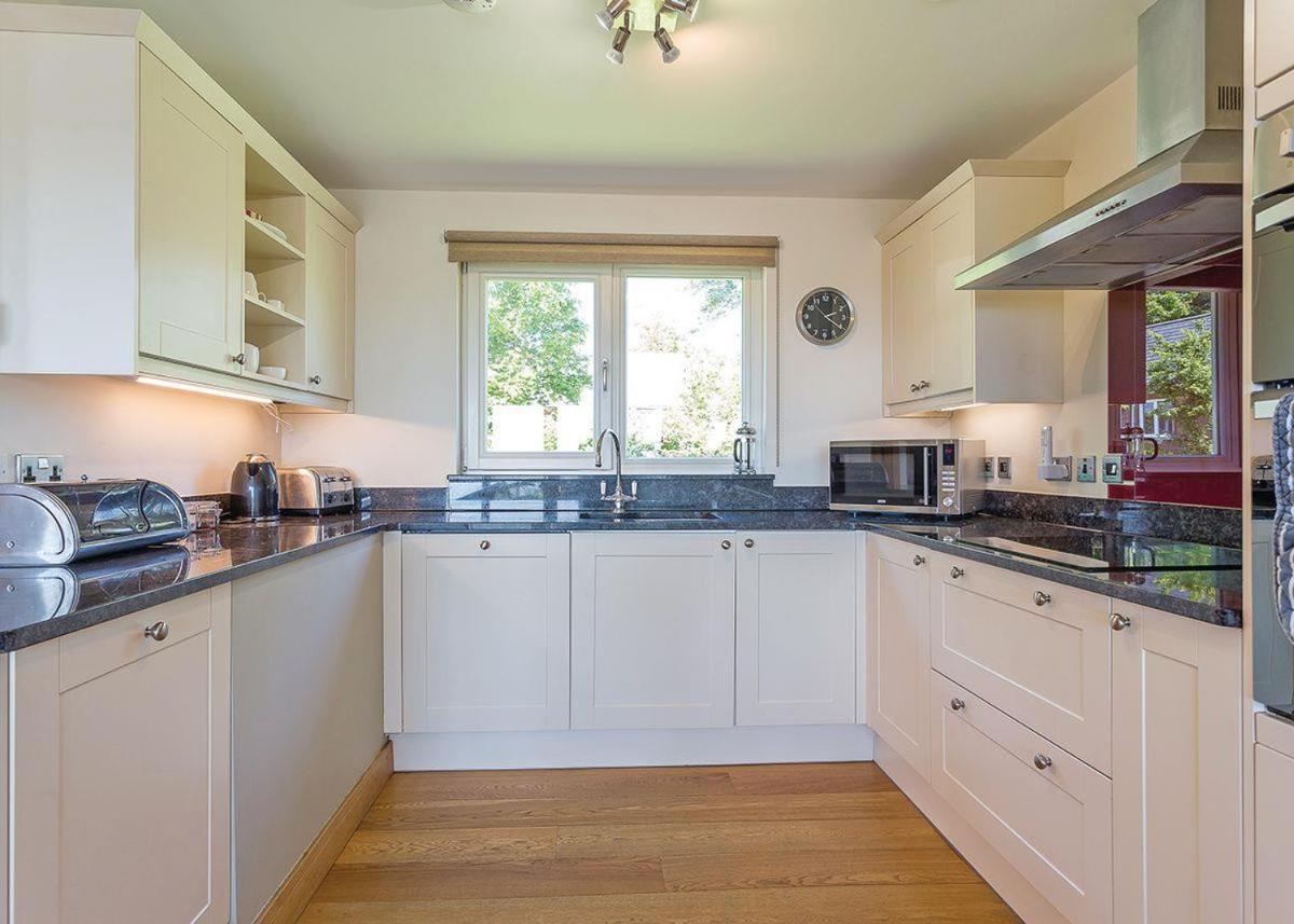 Swandown Lodges Chard Luaran gambar