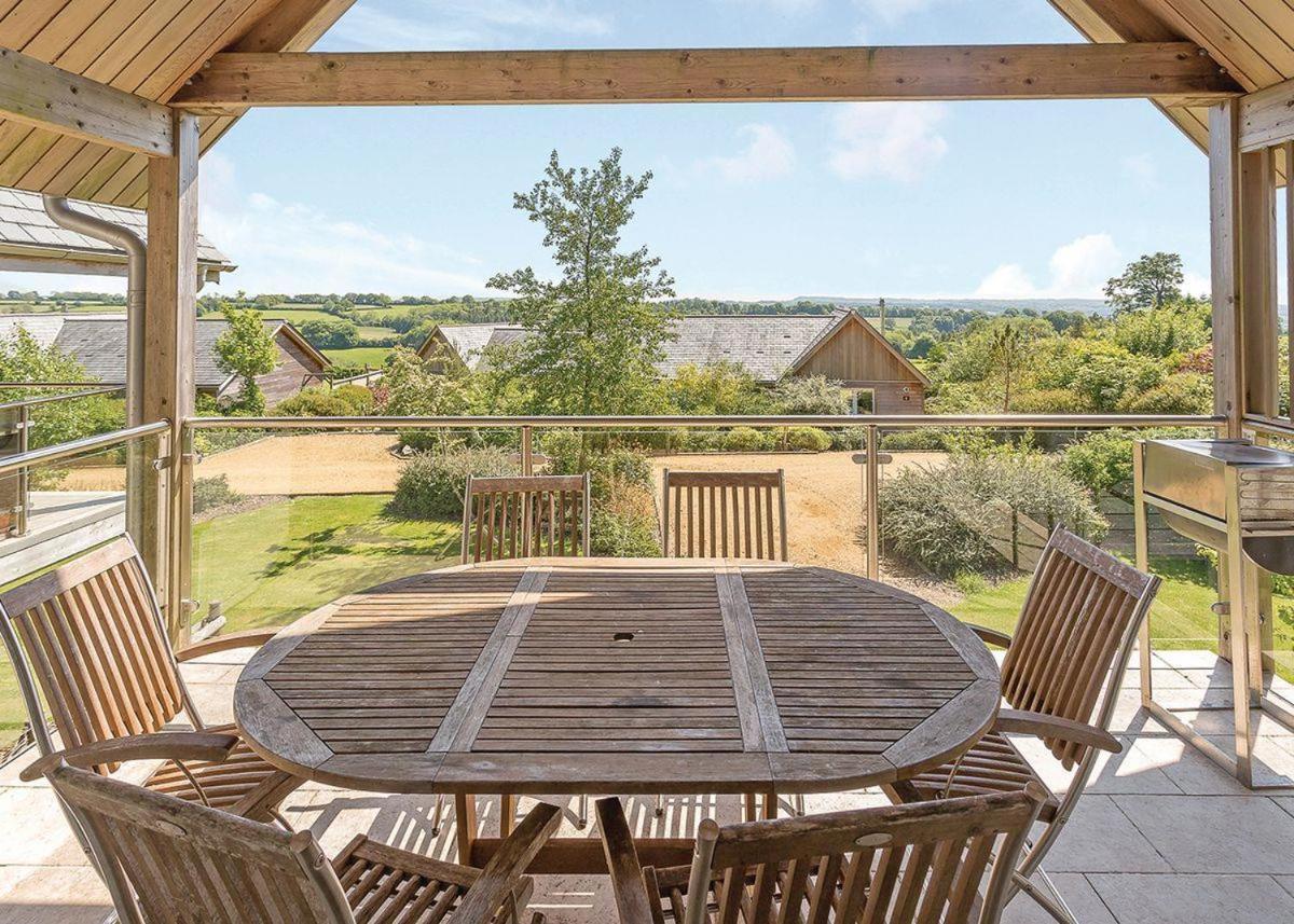Swandown Lodges Chard Luaran gambar
