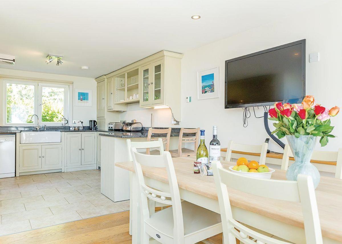 Swandown Lodges Chard Luaran gambar